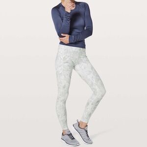 Lululemon Athletica Light Gray Patterned Leggings